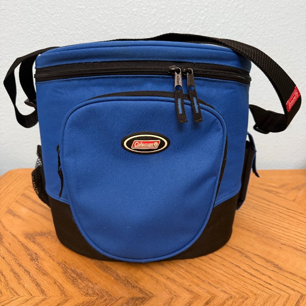 Coleman Insulated 30 Can Cooler Portable Leakproof Storage